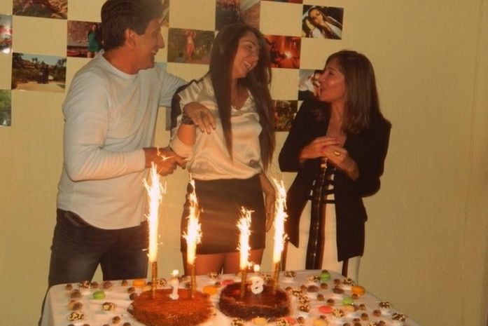 Renato Gaúcho vai igualar oferta para evitar filha nua