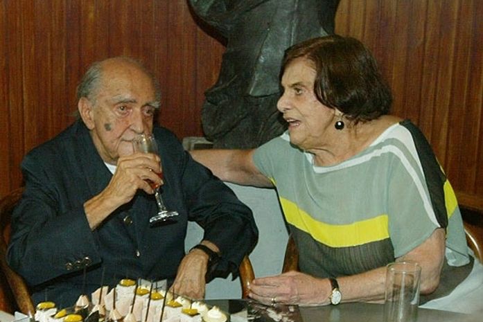 Aos 82 anos, morre a única filha de Oscar Niemeyer