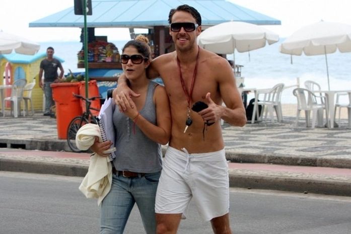 Priscila Fantin nega crise com marido: 'Vivo uma fase plena’