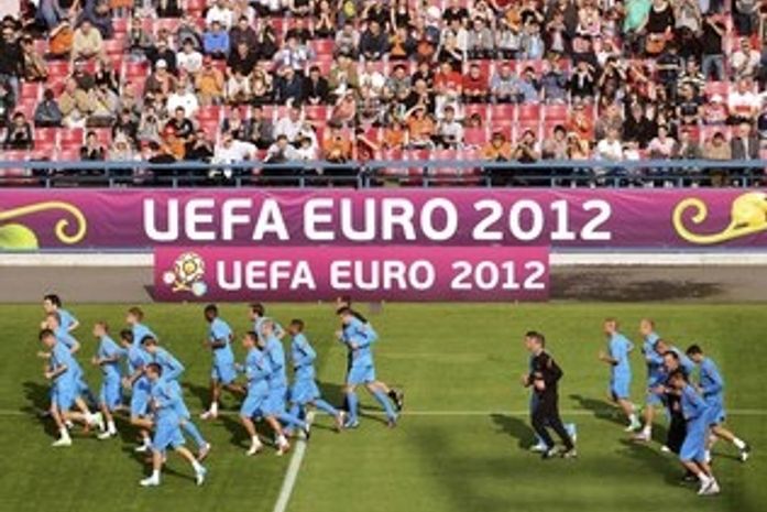 Jogadores da Holanda são vítimas de racismo em treino antes da Euro