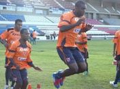 CRB realizou treino tático no Rei Pelé