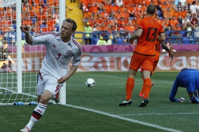 Dinamarca surpreende, bate Holanda e sai na frente no "Grupo da Morte"