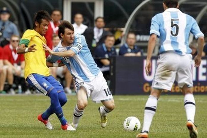 Messi resolve: craque faz três e derruba o Brasil nos Estados Unidos