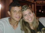 Lateral do ASA pede namorada em casamento durante entrevista