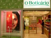 Trio rende funcionários e rouba R$ 10 mil de O Boticário