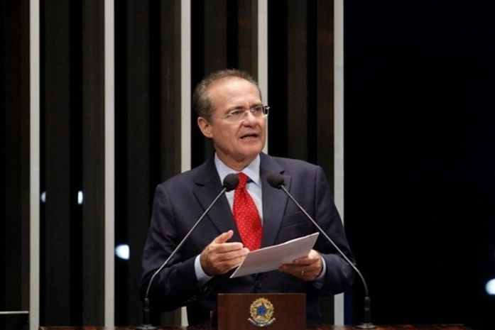 Na tribuna, Renan lamenta a morte do ex-ministro Humberto Gomes de Barros