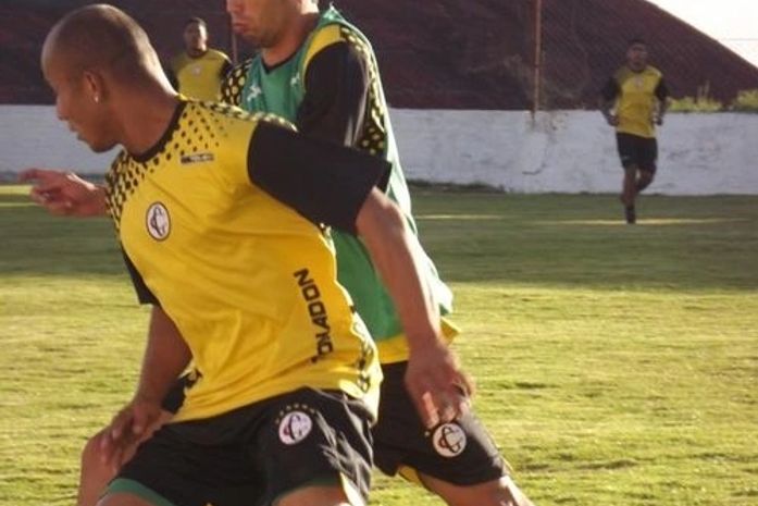 Campinense ameaça ir a Justiça caso a CBF inclua o Treze na Série C