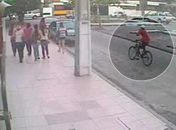 Imagens de segurança identificaram o menor de posse da bicicleta
roubada 