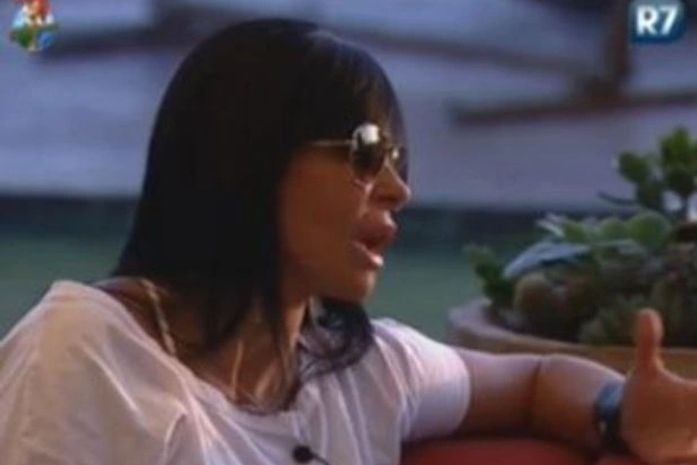 'A Fazenda': Gretchen diz que ex-marido ficava uma semana sem beijá-la