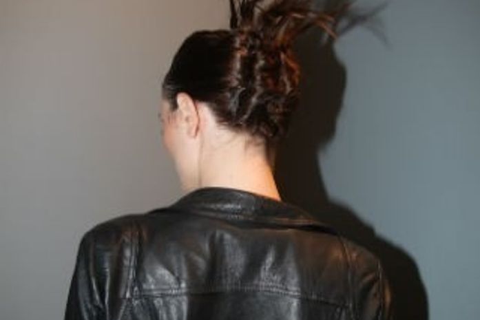 O coque banana, sucesso nos anos 60, fica moderninho