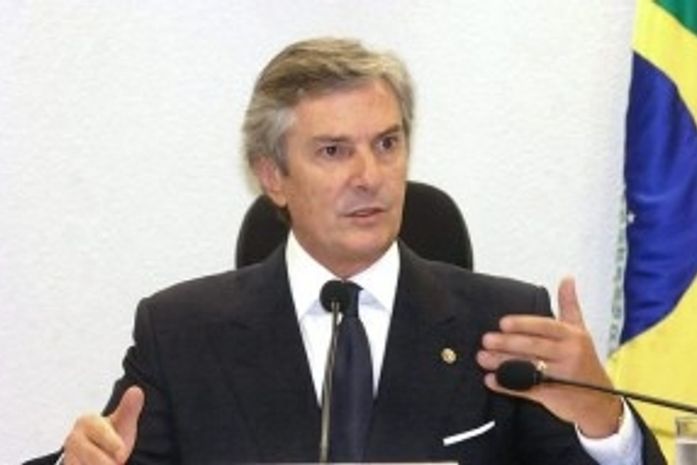 Collor quer “aliados” em silêncio sobre suposta troca de candidato