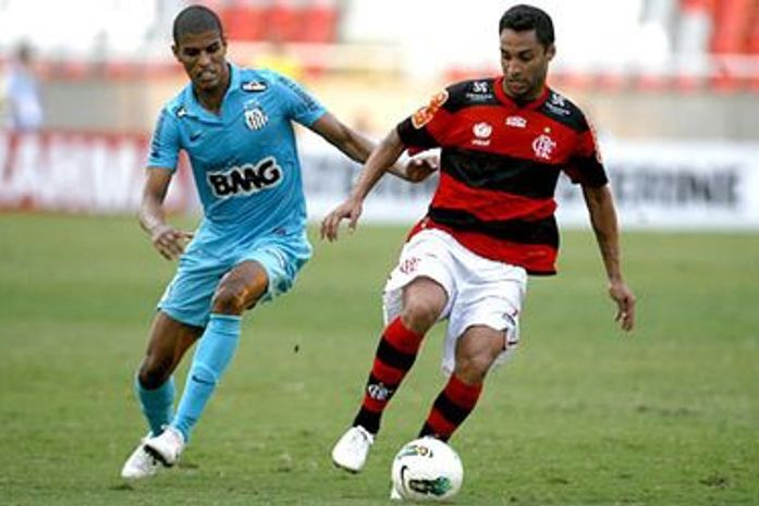 Contra reservas do Santos, Fla sofre e vence com gol de pênalti