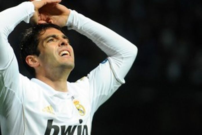 Milan e Real Madrid estudam troca de Ibrahimovic por Kaká