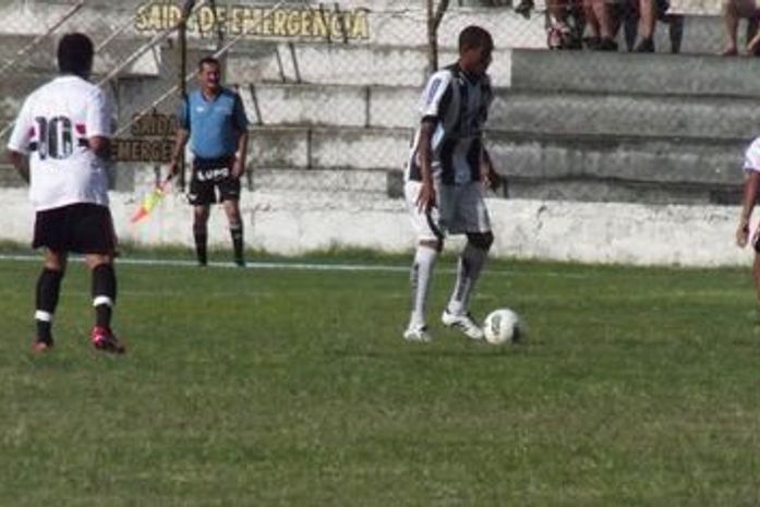 Treze goleia o Santa Cruz de Santa Rita em amistoso realizado no PV