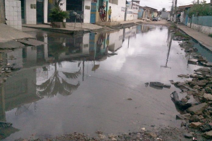 Local não tem saneamento básico