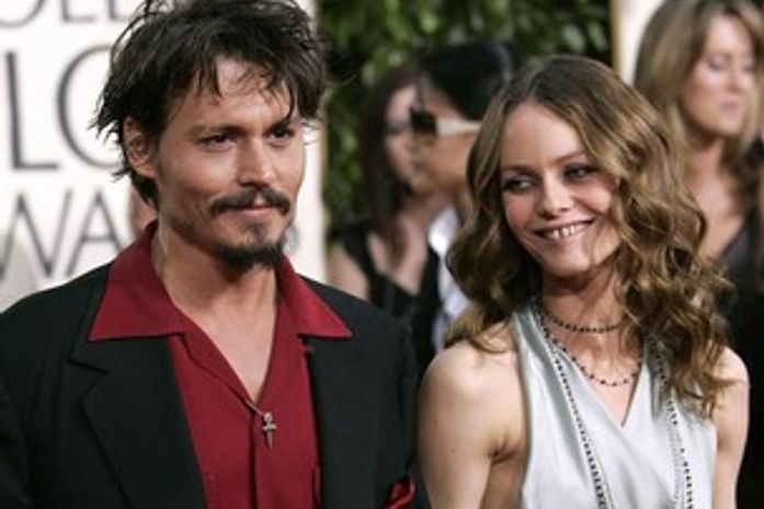 Johnny Depp e Vanessa Paradis estão separados, confirma assessoria