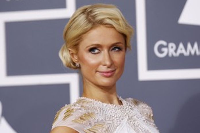 Visita: Paris Hilton anuncia que vem ao Brasil. ‘Muito empolgada!’