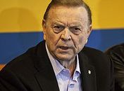 Não garanto minha mulher, vou garantir técnico?, diz Marin sobre Mano