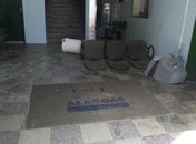 Sede do IML é apedrejada e três pessoas são presas