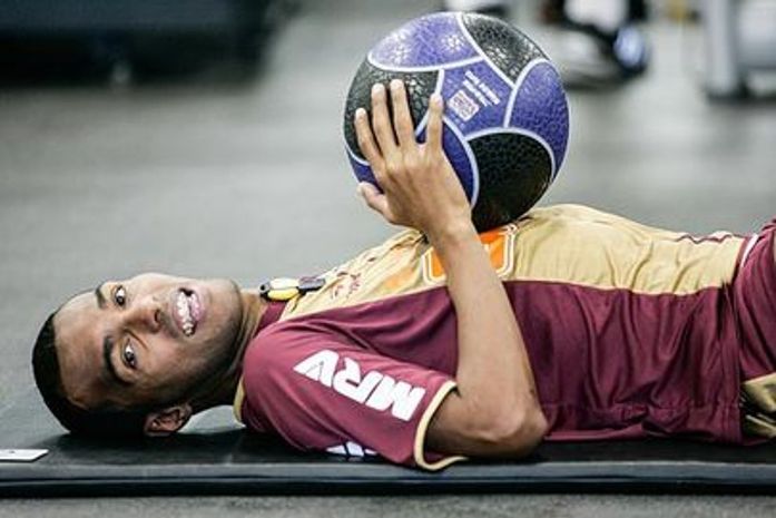 Jogador Richarlyson tem carteira de motorista apreendida em MG