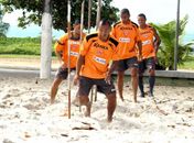 Treino na praia de Pajuçara.