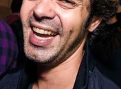 'Paparazzo é cafona e desagradável', diz Bruno Mazzeo a jornal