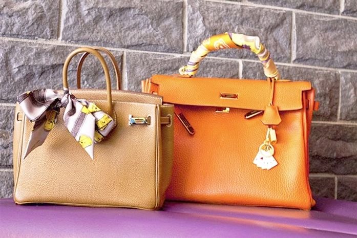 Bolsas e lenços, mil e uma maneiras de amarrar!