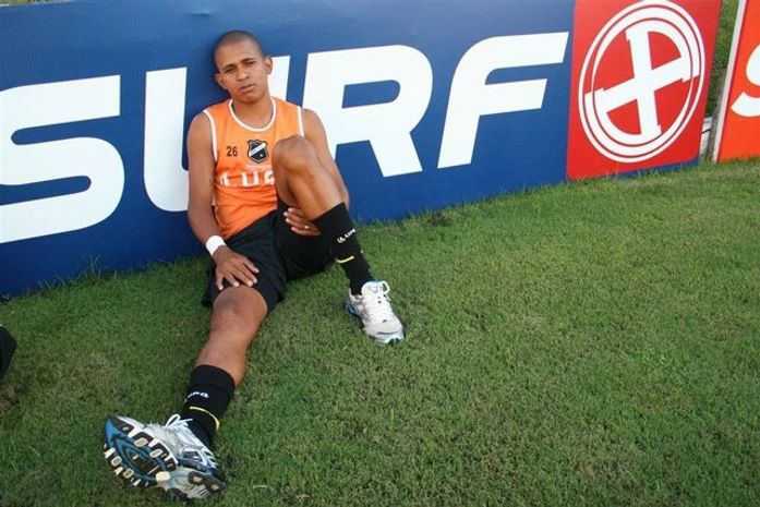 Bombinha será reavaliado na quarta para saber se enfrenta o ASA