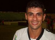 Atacante Alexssandro passará por cirurgia no menisco