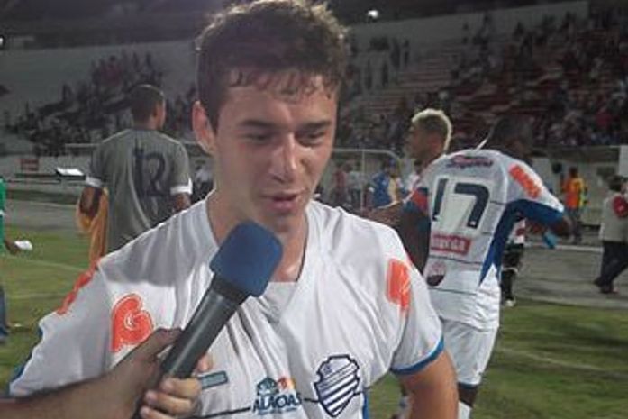 Meia Ronaldo do CSA.