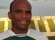 Suélio Lacerda não garante escalação de Vitinho contra o Itabaiana-SE