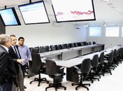 Governador visita obras da Sala de Monitoramento e Controle de Metas‏