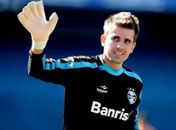 Grêmio vende goleiro Victor ao Atlético-MG por R$ 8 milhões