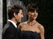 Educação de Suri foi razão do divórcio entre Katie e Tom Cruise, diz site