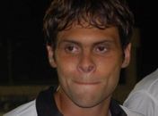 Confiança contrata lateral esquerdo que jogou no ASA