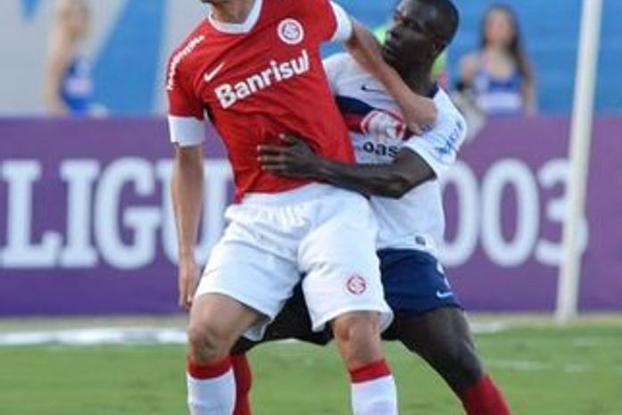 Em reencontro com Falcão, Inter reage e empata com Bahia fora