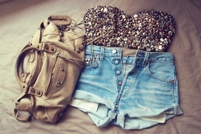 Tendência "bustier", hot or not?