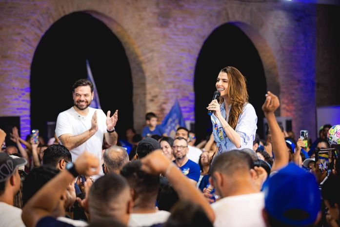 ”Tinha que vir uma mulher para organizar essa bagunça”, declarou Marina JHC