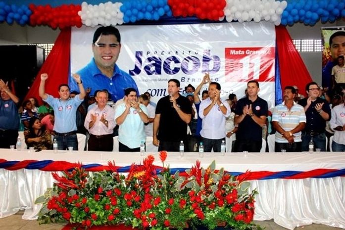 Vídeo: veja a maior convenção já realizada em Mata Grande