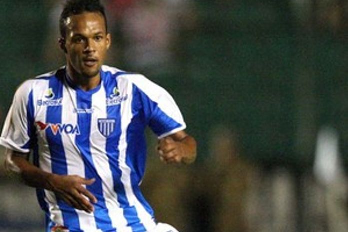 Bruno é julgado e está liberado para reforçar o Avaí contra o ASA