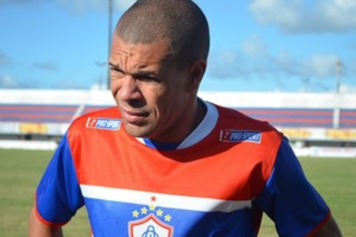 Recuperado de virose, Valdson deve estrear na Série D neste domingo