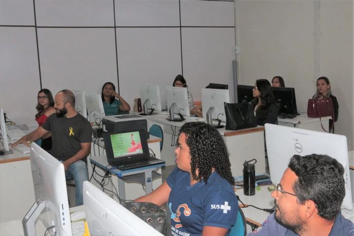 Arapiraca capacita equipe para a implantação das ouvidorias locais de saúde