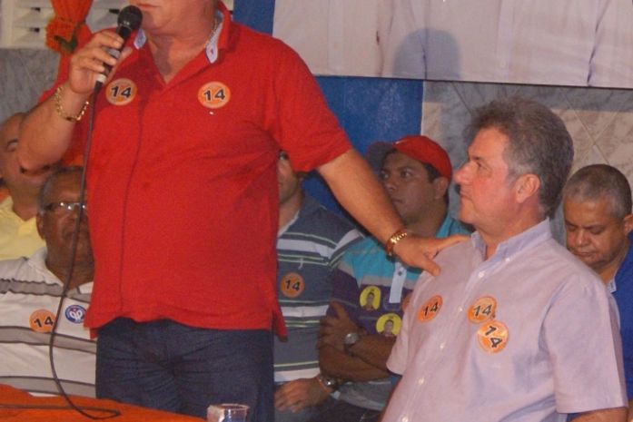 João Beltrão e Joaquim Beltrão na convenção do PTB em Jequiá da Praia