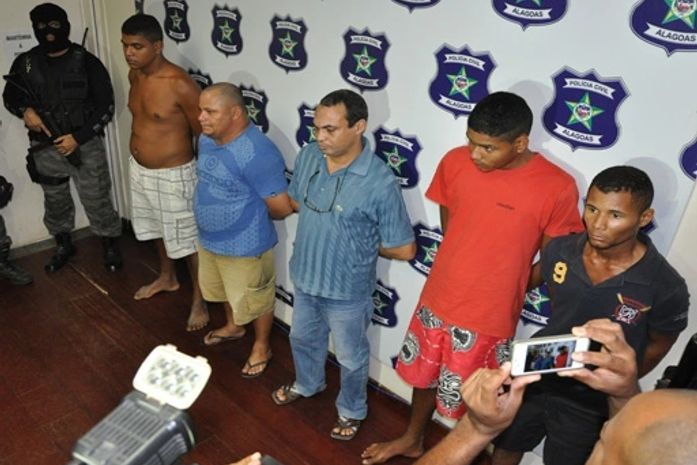 Presos em operação são acusados de matar casal homossexual