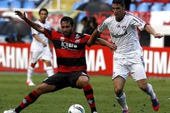 Fred desencanta no centenário do Fla-Flu e deixa o Fluminense na liderança do Brasileiro