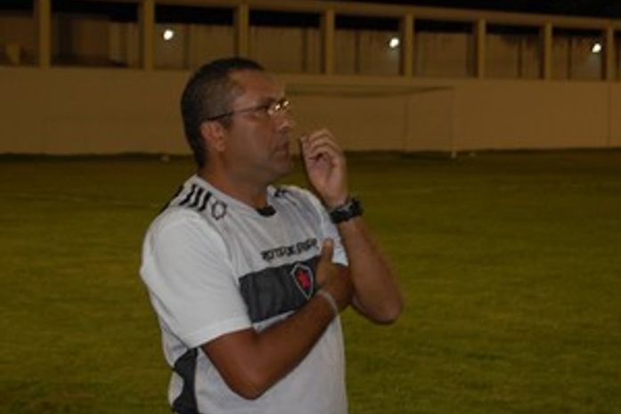 Sousa volta aos treinos e já pensa no jogo de domingo contra o CSA