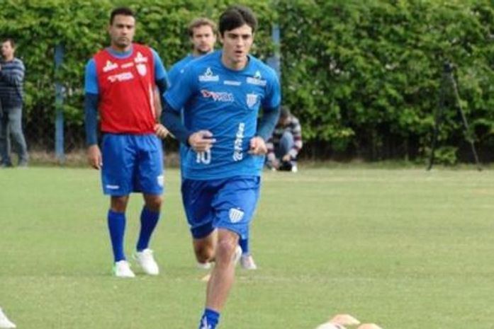 Mika dá a receita para enfrentar o CRB: 'Jogar com cautela e responsabilidade'