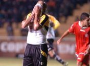 Com novo show de Zé Carlos, Criciúma supera Boa e vira líder