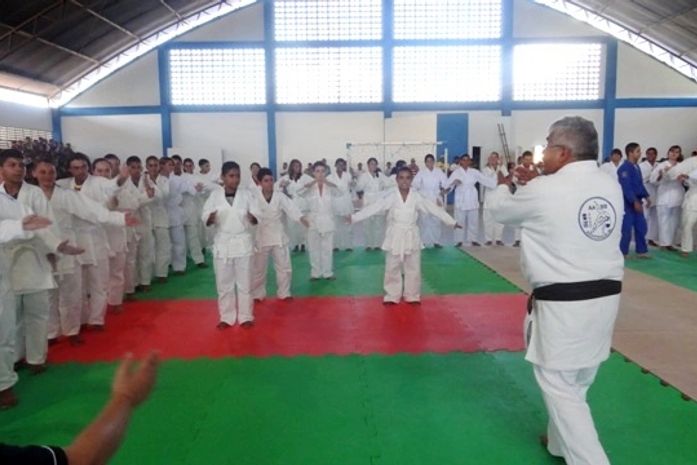 Escolas em Mata Grande oferecem aulas de judô e música