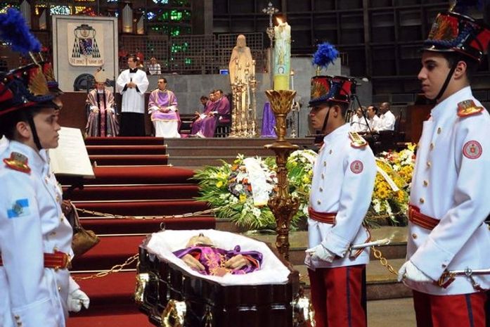 D. Eugenio é enterrado na Catedral do Rio